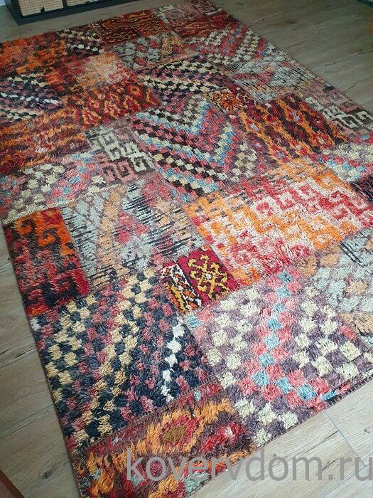 Ковер винтажный ПЭЧВОРК ручной работы Vintage Look at Me P-4588
